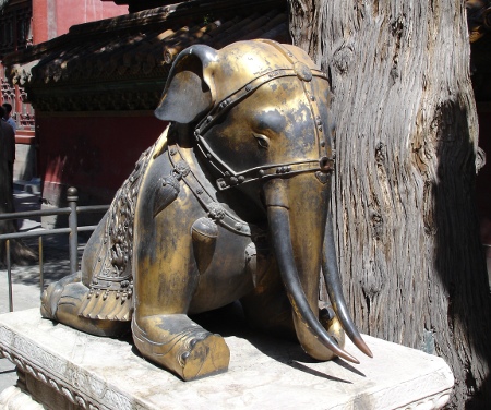 Chinesischer Metallelefant